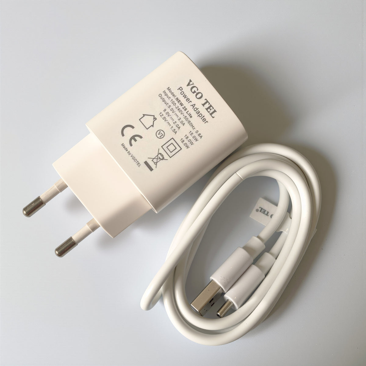 New 26 Lite 18W Charger with Cable